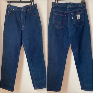 Vintage Levi’s White Tab Two Horse Patch High Waist Straight Leg Jeans